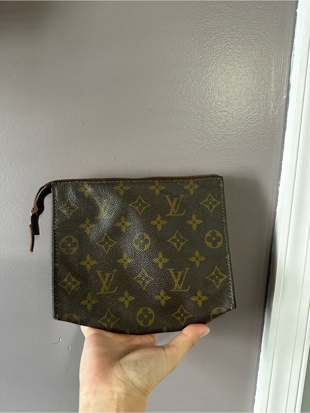 Pouch - Picture 3 of 8